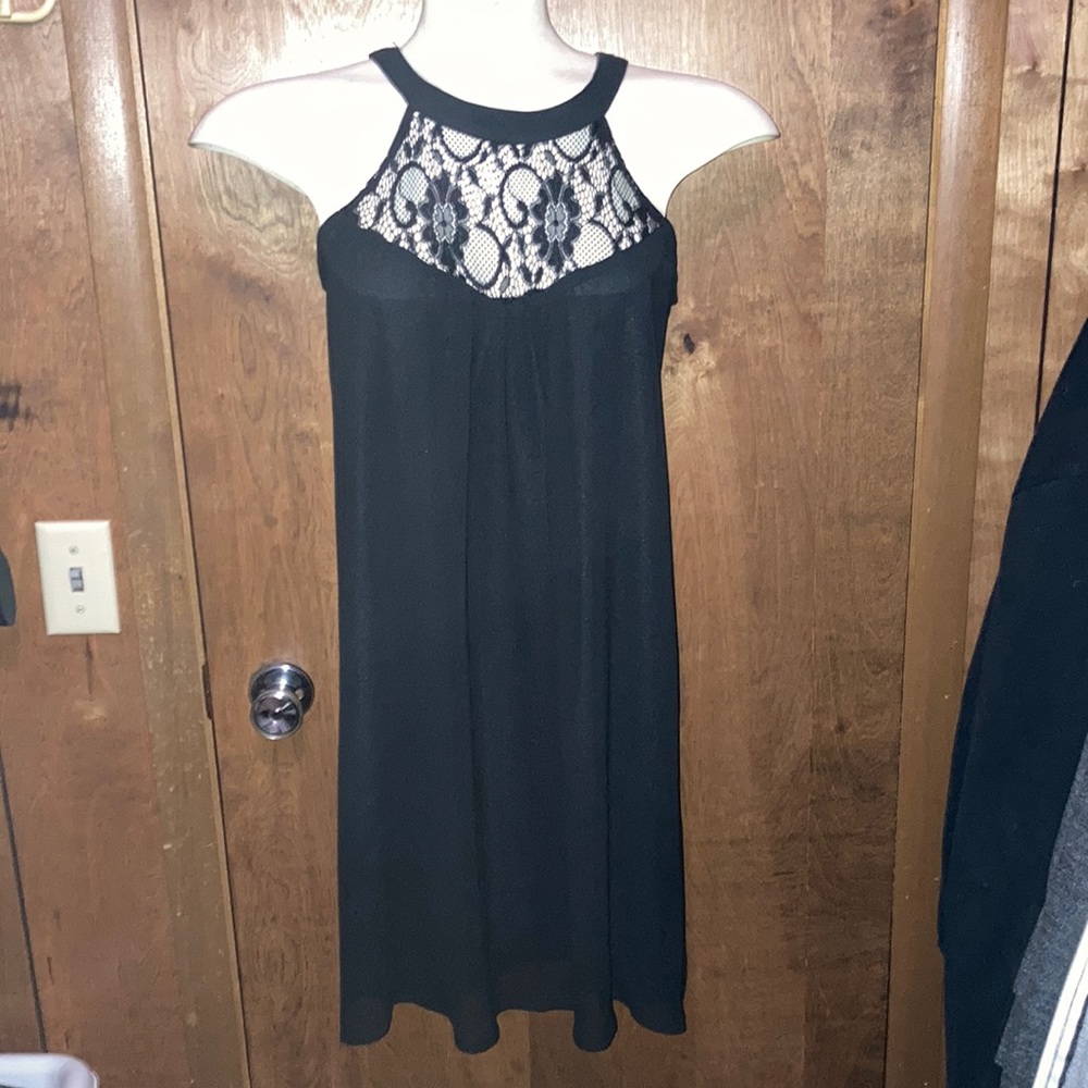 Dreagal Flowy Sleveless Dress
